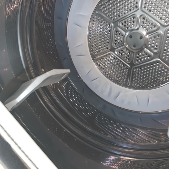 Great condition washer & dryer set! - Picture 3 of 4